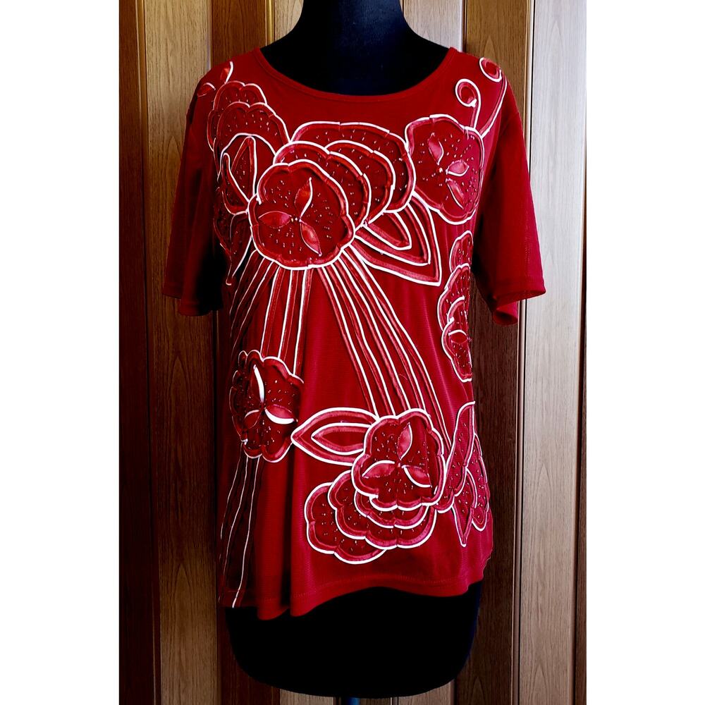 C.O.C. size medium red & white vintage blouse